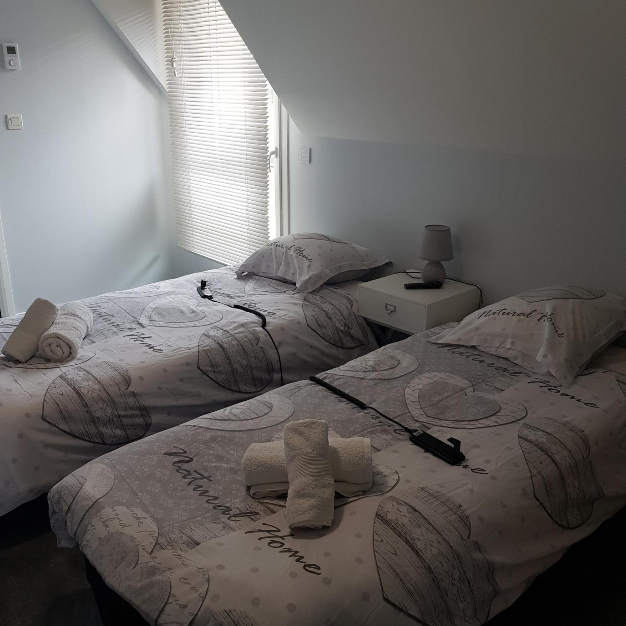 Grande Chambre Entre Caen Et La Mer Chambre Terrasse Jardin Et Piscine Mathieu Eksteriør billede